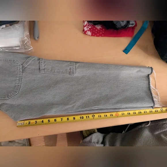 Levi's Gray Ankle & Cropped Jeans - Picture 11 of 11